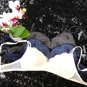 Aerie 3x 30A Wireless bras white, black & navy blu